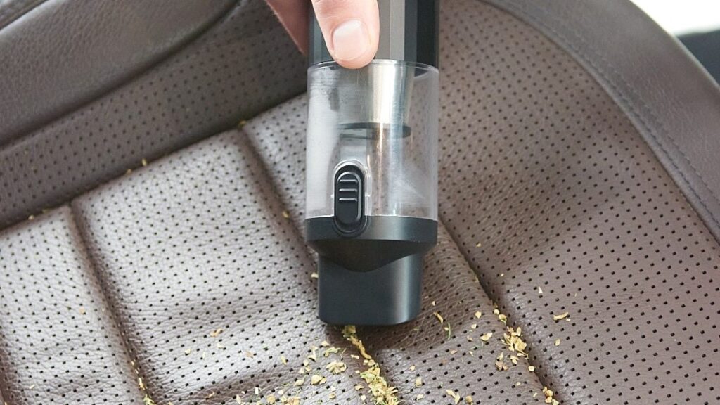 car vacuum cleaner